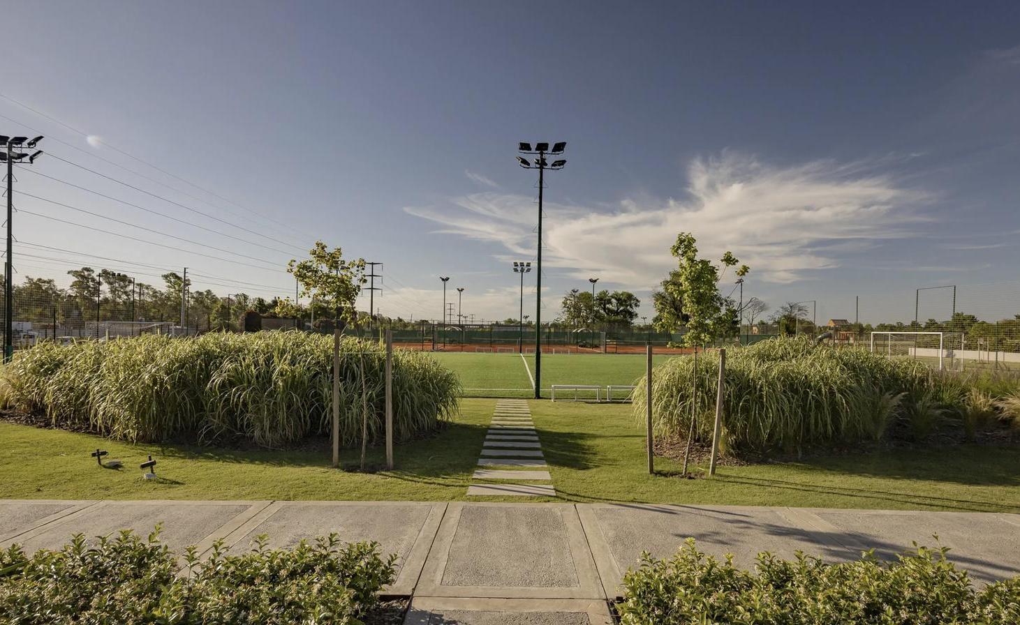 Foto de Lote en venta en Barrio Privado Los Cardos Pilar! Oportunidad!, imagen 3