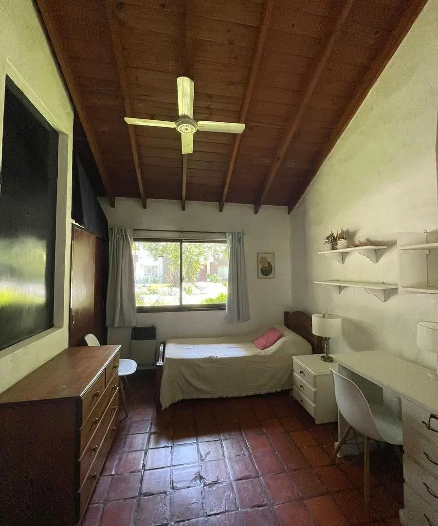 Casa en una planta en B°Cdo Praderas de San Ignacio 8