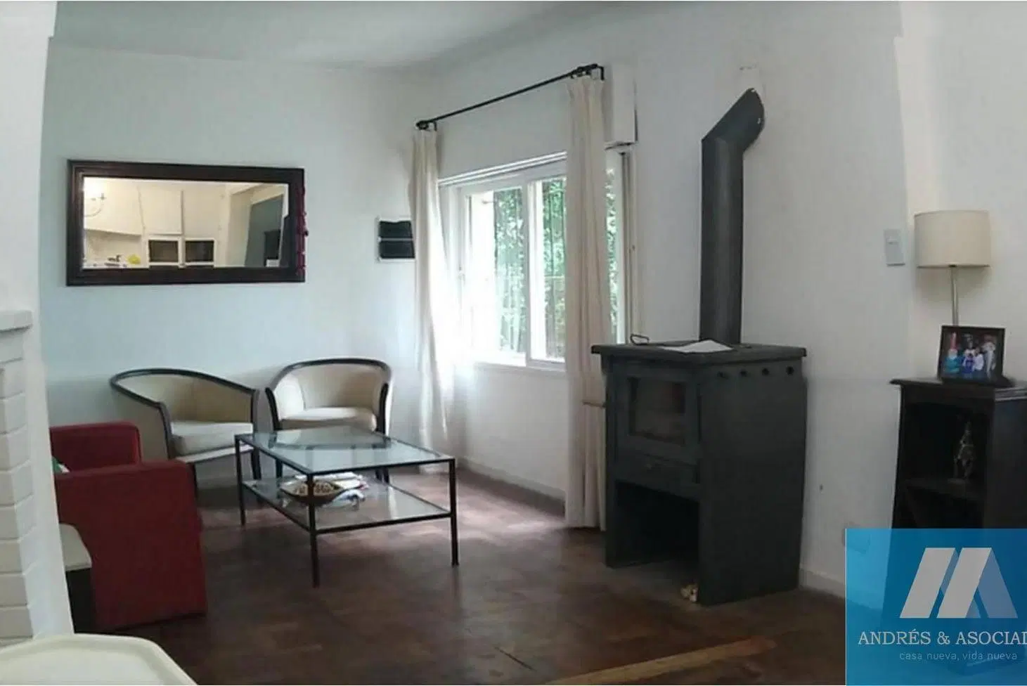 Casa en Bella Vista, sobre lote de 400 mts 3