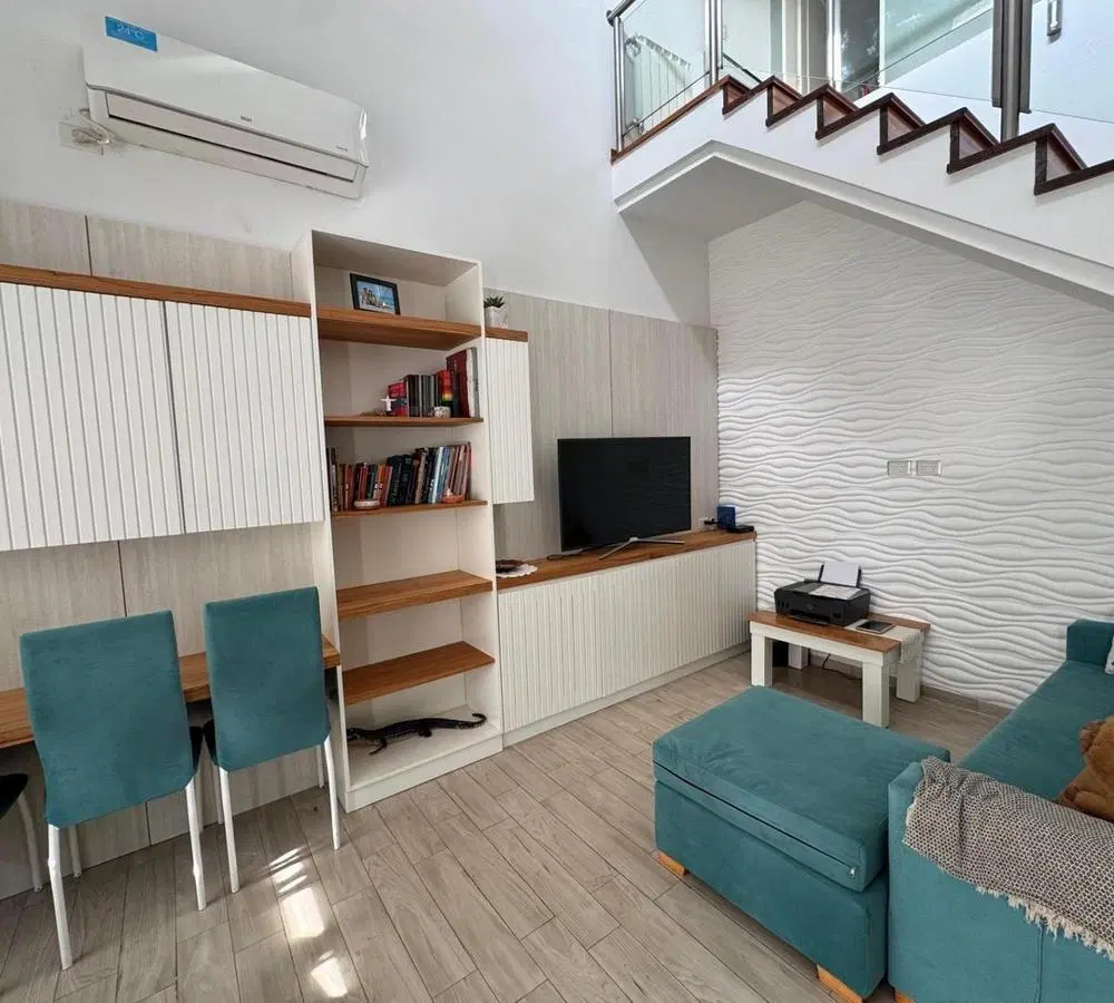 Venta muy linda casa BCdo Las Camelias 5