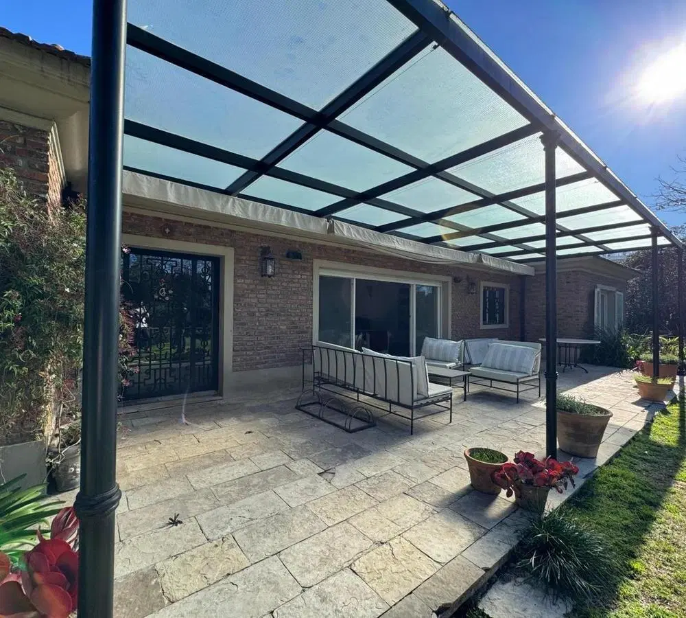 Venta casa 8 ambientes Barrio La Horqueta, San Isidro 2