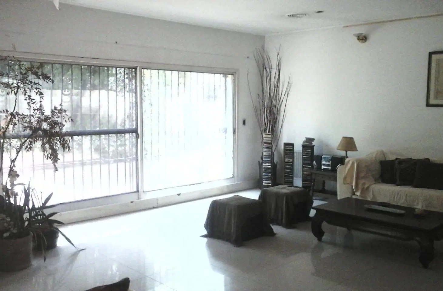 Muy linda casa americana en Bella Vista 2