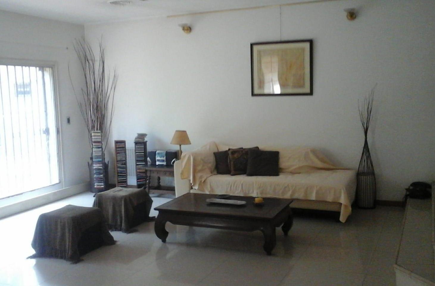 Muy linda casa americana en Bella Vista