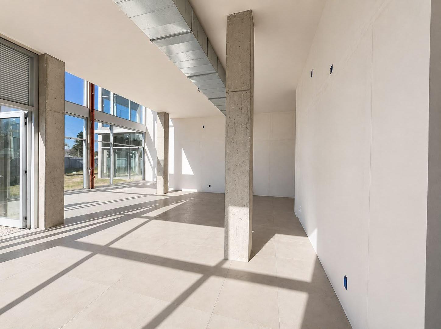 Foto de EXCELENTE Local comercial en alquiler en AORA, Bella Vista, imagen 1
