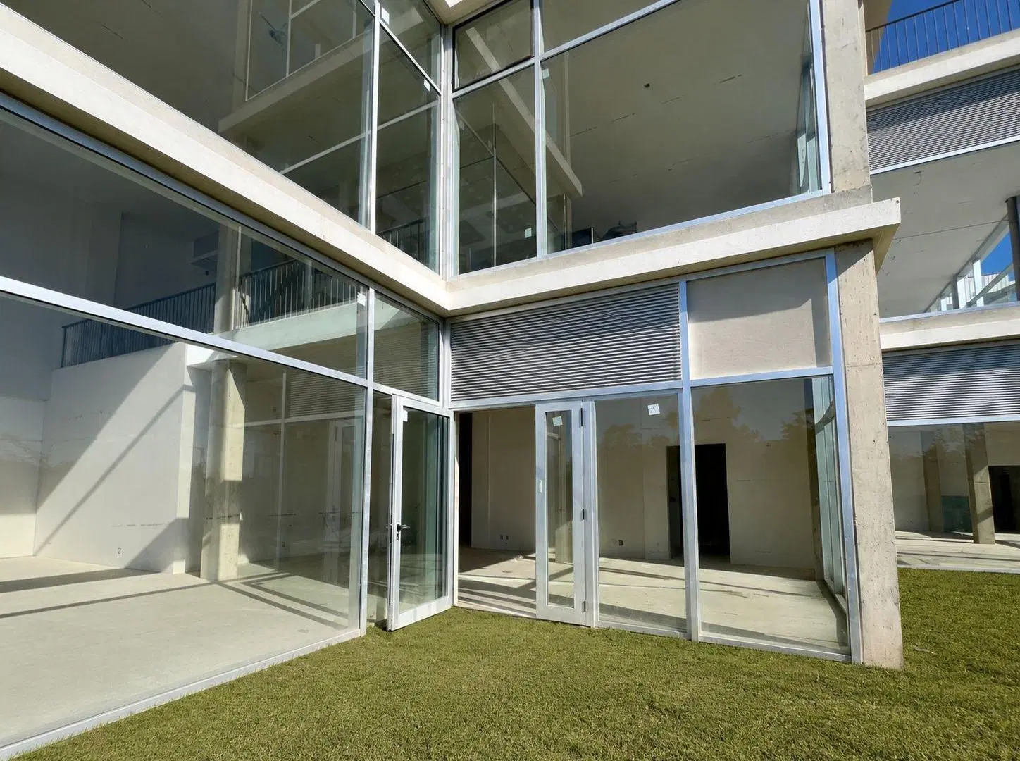 EXCELENTE Local comercial en alquiler en AORA, Bella Vista 2