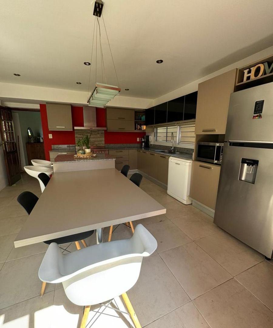 Foto de Muy linda casa en Bella Vista, imagen 2