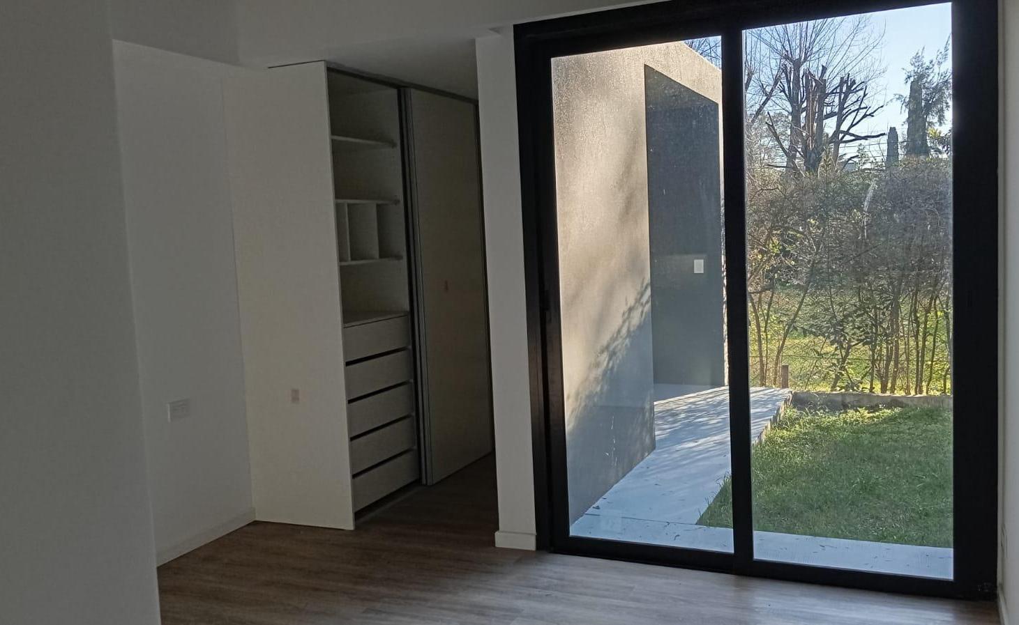 Foto de Casa a estrenar en Parque Leloir, imagen 3