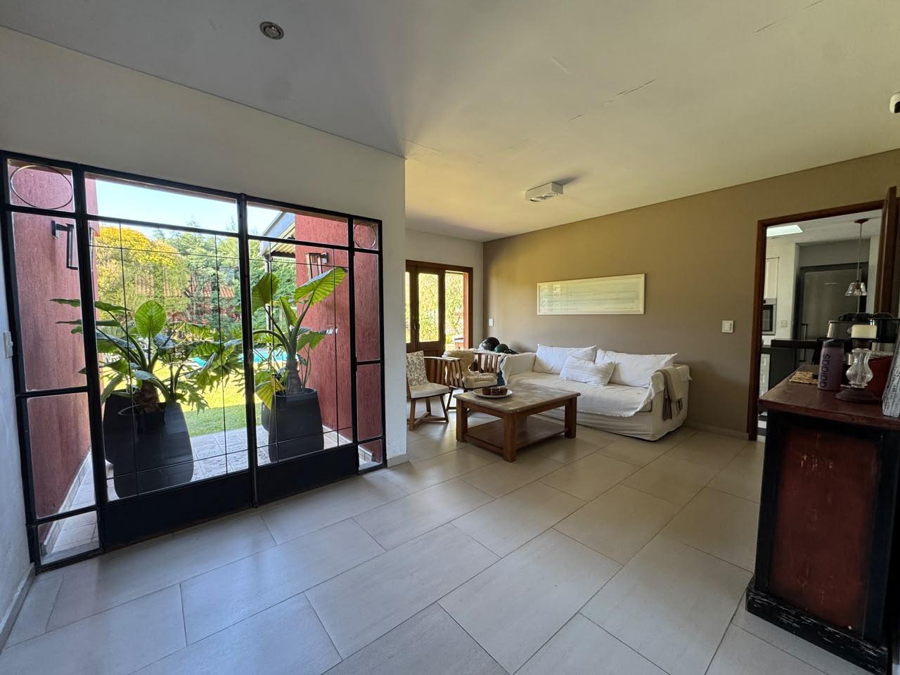 Foto de Muy linda casa en B° Cdo Bella Vista Chico, imagen 3