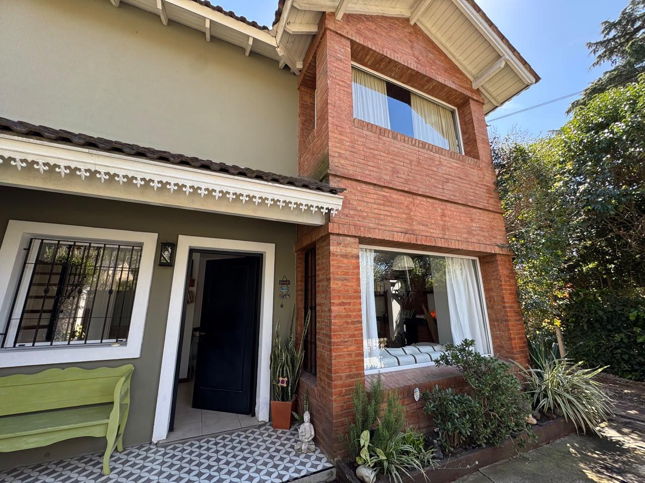 Foto de Muy linda casa en Bella Vista, imagen 1