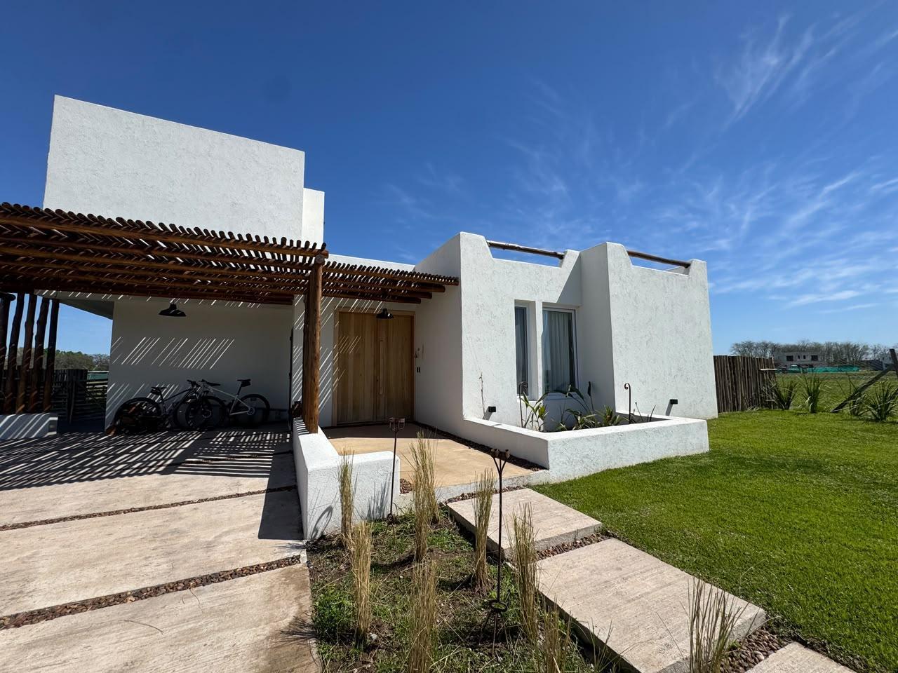 Foto de Muy linda casa en Barrio Cerrado Village Plaza, imagen 4