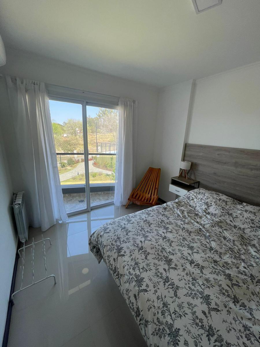 Venta Departamento - 2 Dorm. - Complejo Veneto Village - Parque Siquiman 4