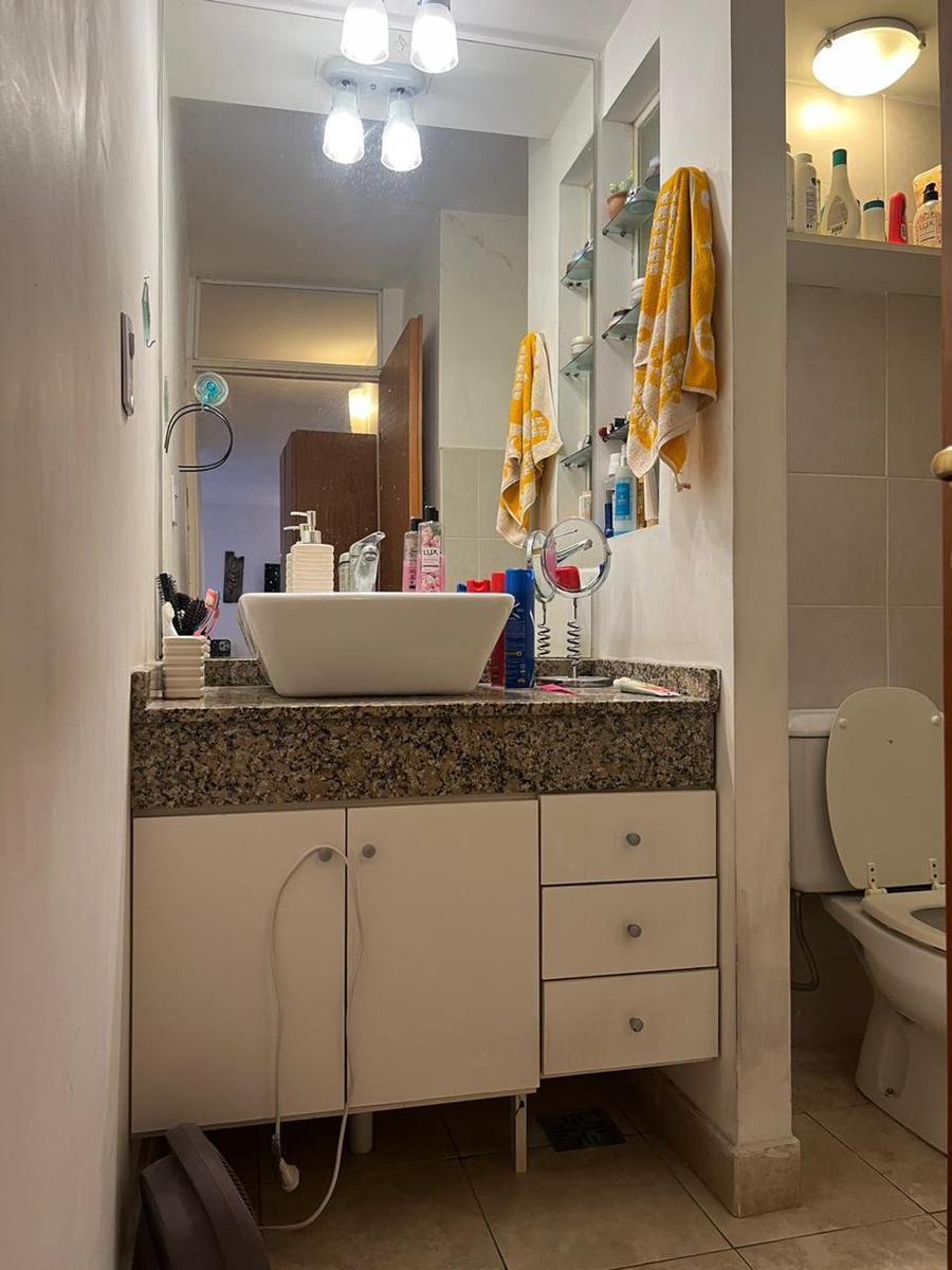 Venta Departamento - 2 Dorm. C/ Patio y Cochera - B° Caseros Apto Credito Bancor 1