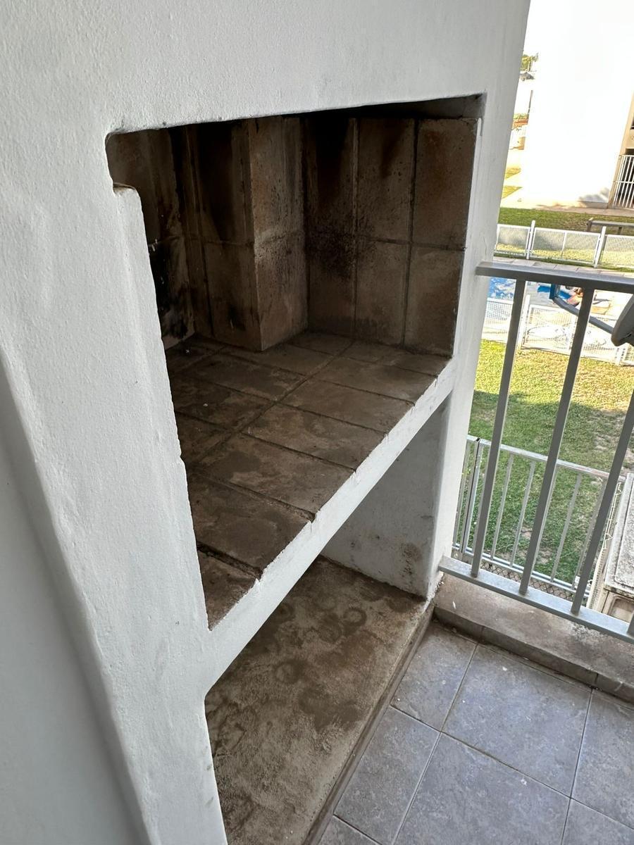 Venta Departamento de 2 Dorm. - Barrio Las Palmas 1