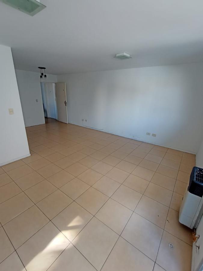 Venta Departamento - 1 Dormitorio - B° Guemes