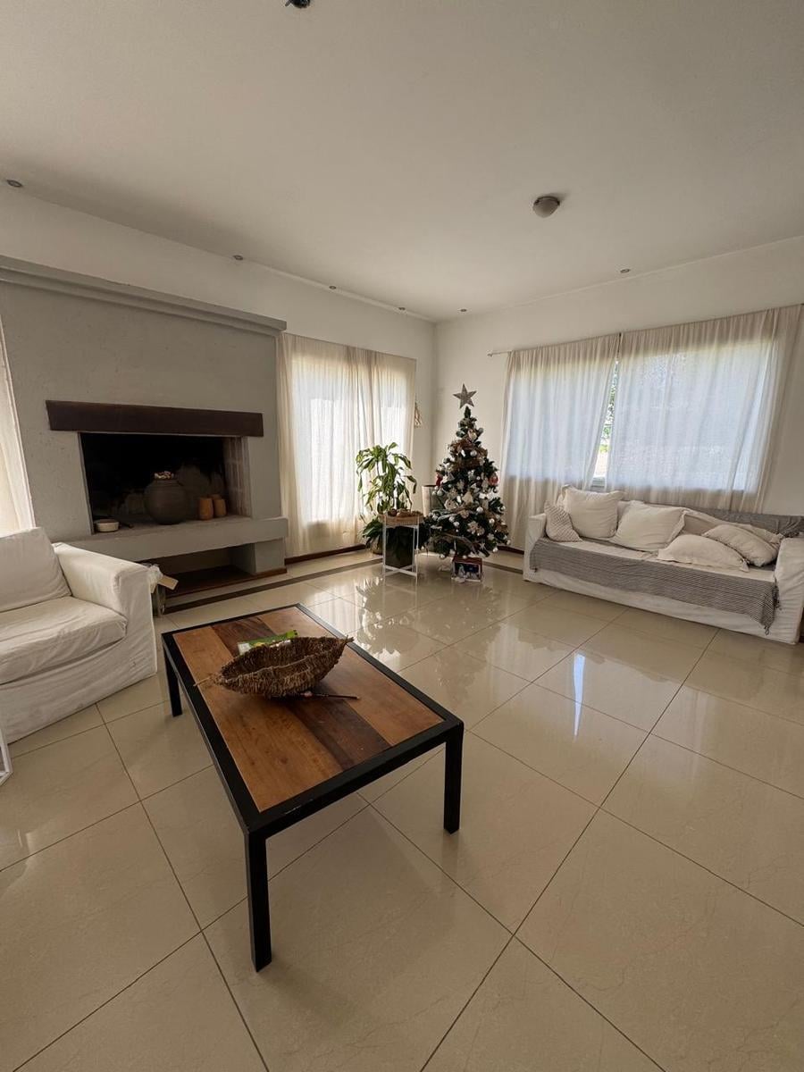 Foto de Venta de casa en el Country Altos del Golf Villa Allende, imagen 2