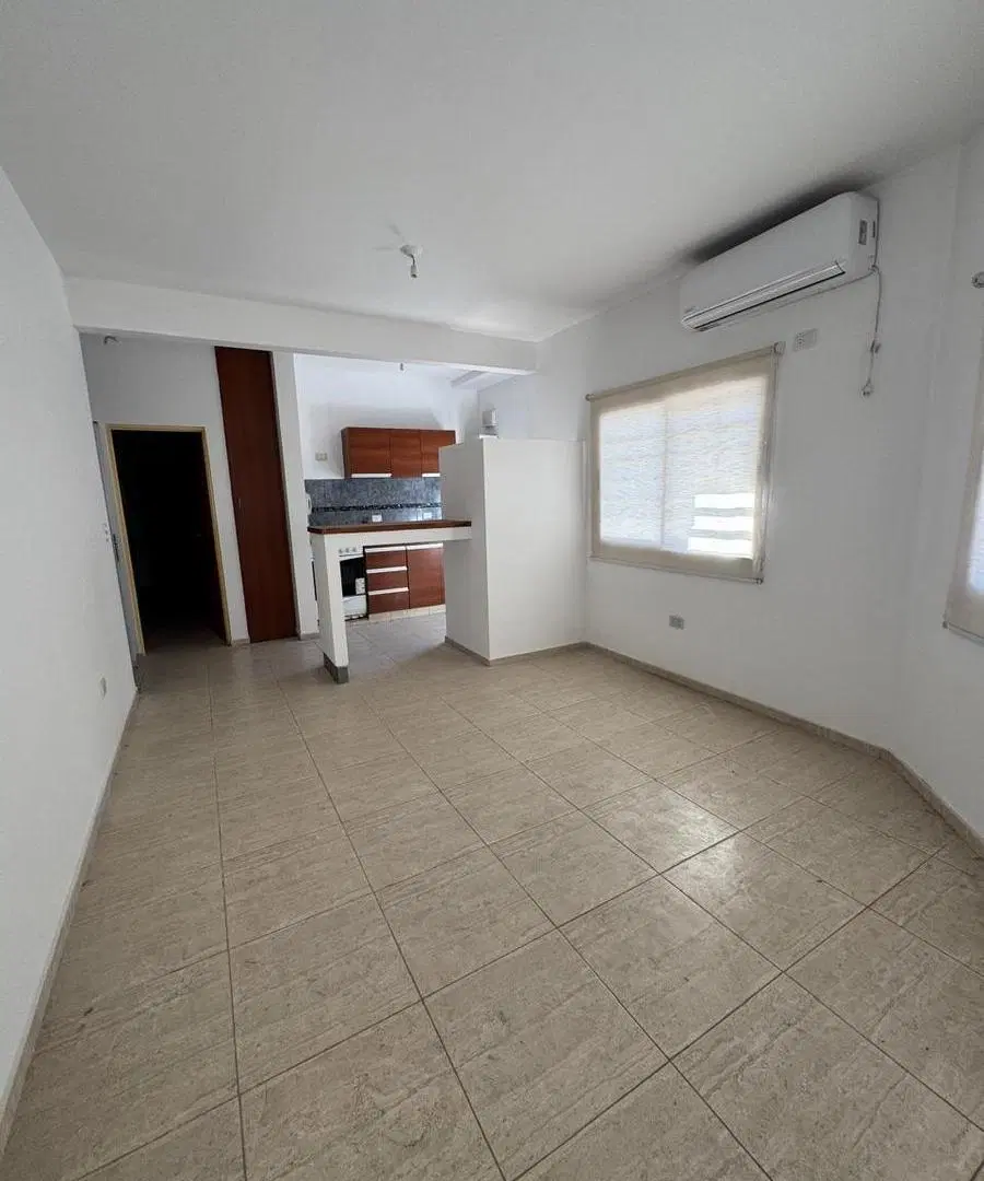 Venta de departamento de dos dormitorios en PB en Alta Cordoba 5