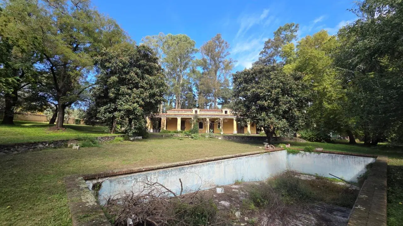 Casa en Venta Río Ceballos - Ideal para emprendimiento 1