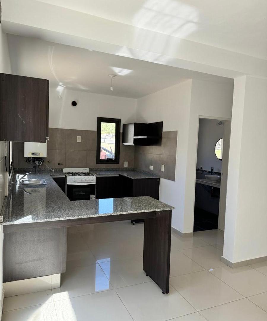 Foto de Alquiler de duplex en Barrio Privado La Cuesta, imagen 3