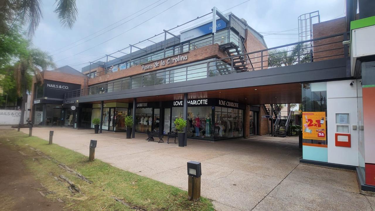 Foto de VENTA de oficina en Av. Recta Martinolli, imagen 1