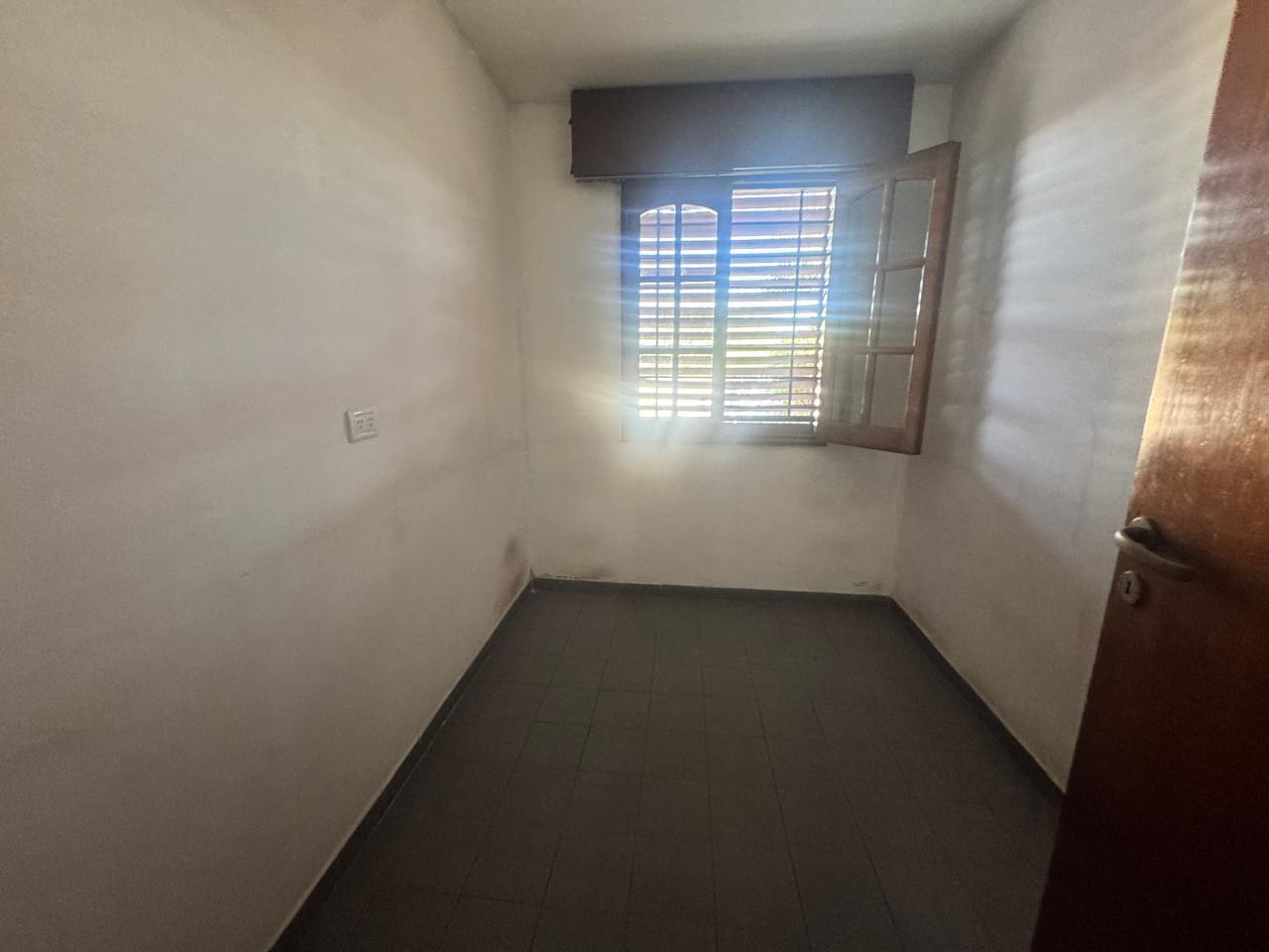Foto de Venta de casa de 4 dormitorios en pleno Urca a metros del Parque las, imagen 1