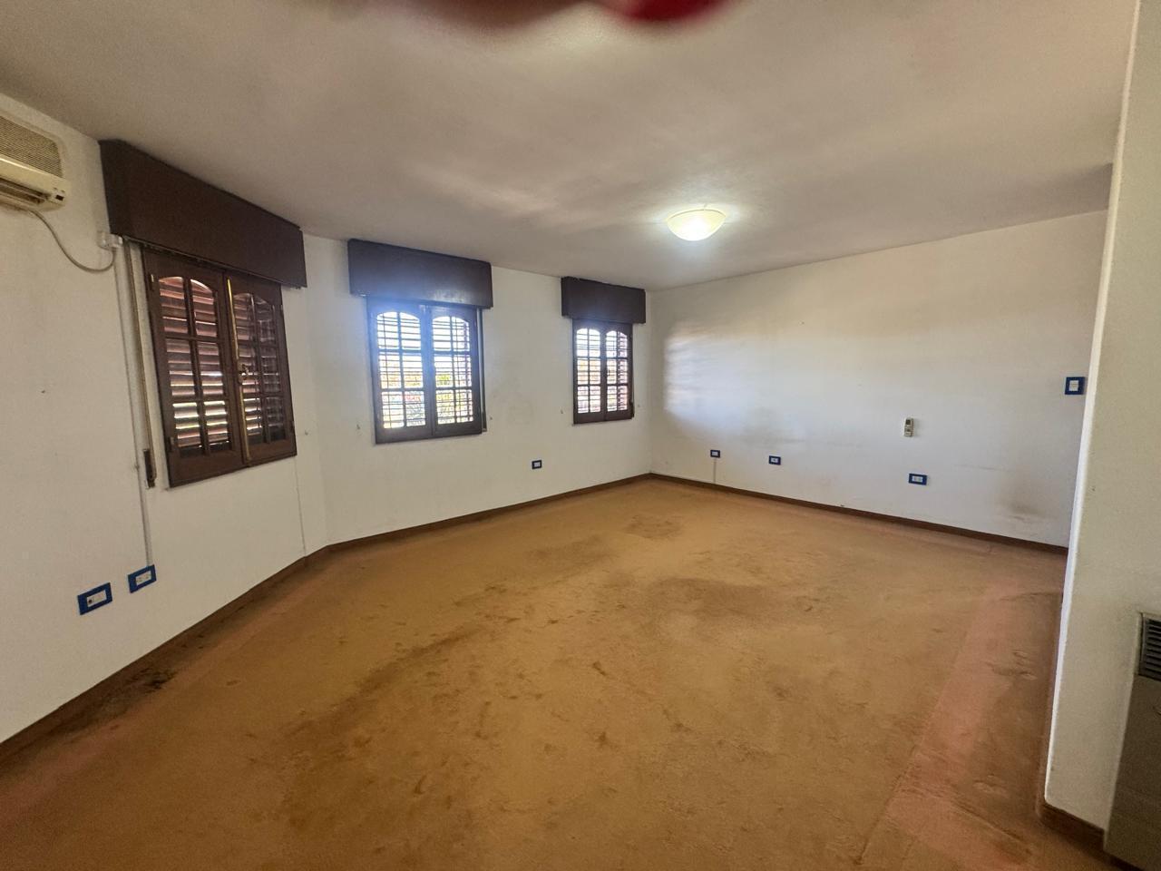 Foto de Venta de casa de 4 dormitorios en pleno Urca a metros del Parque las, imagen 2