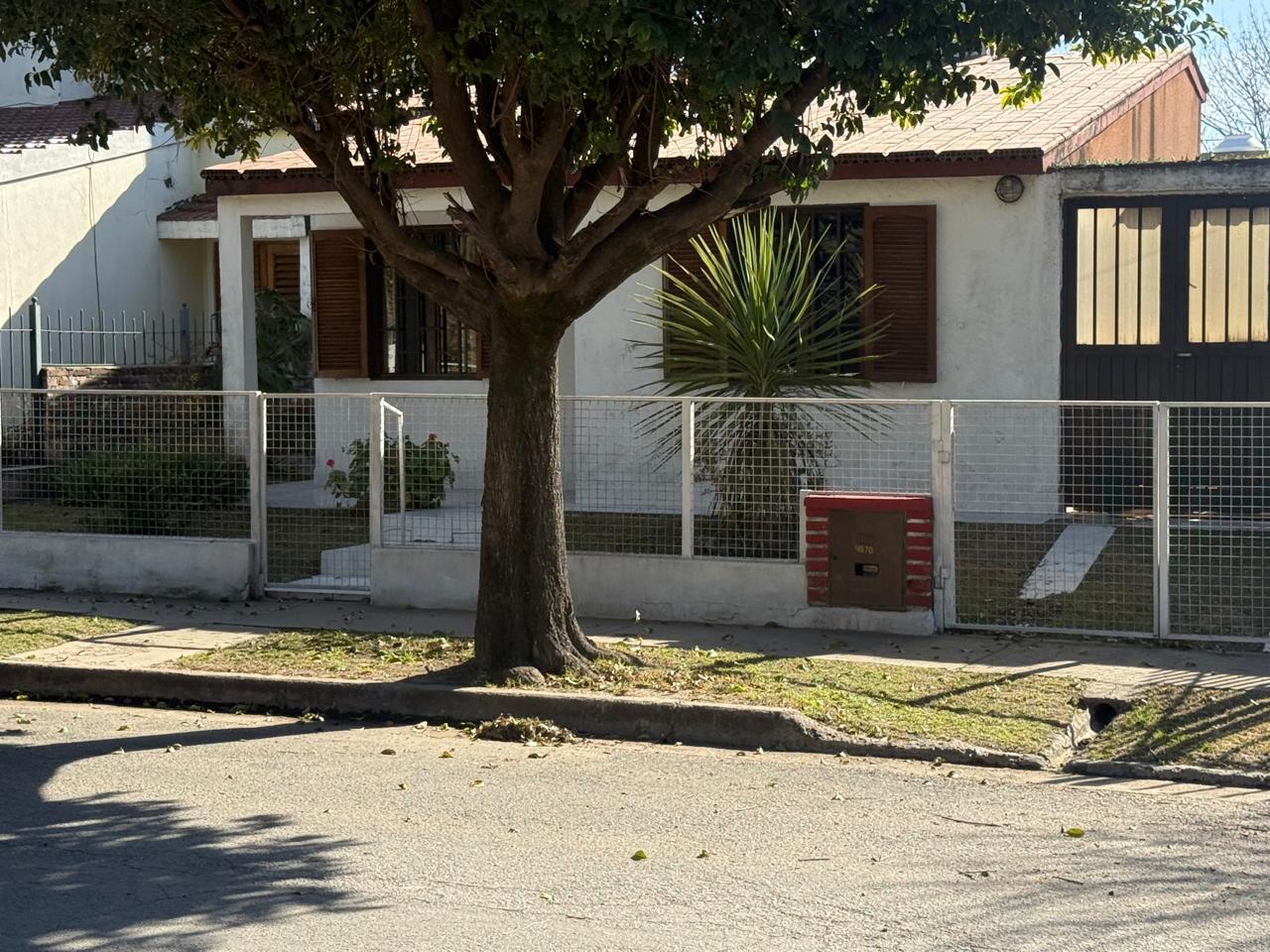 Foto de VENTA Casa dos dormitorios - Lamadrid - Córdoba, imagen 3