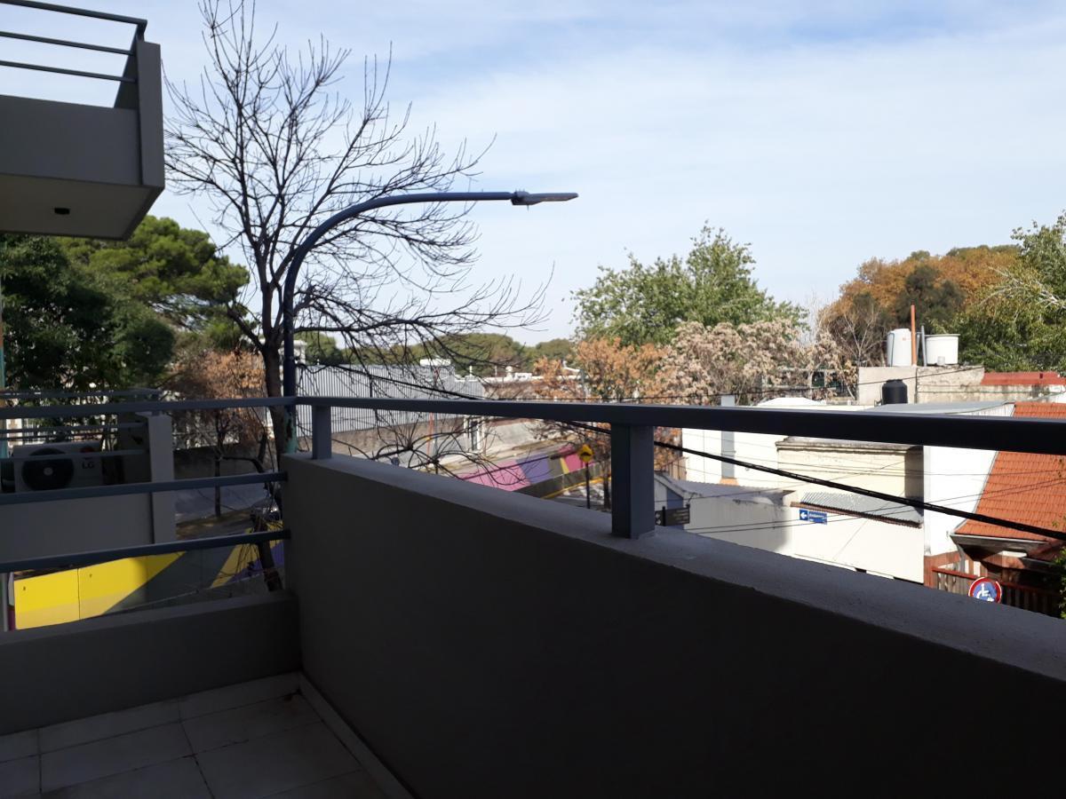 Monoambiente Divisible. Balcón. Parque Cha 4