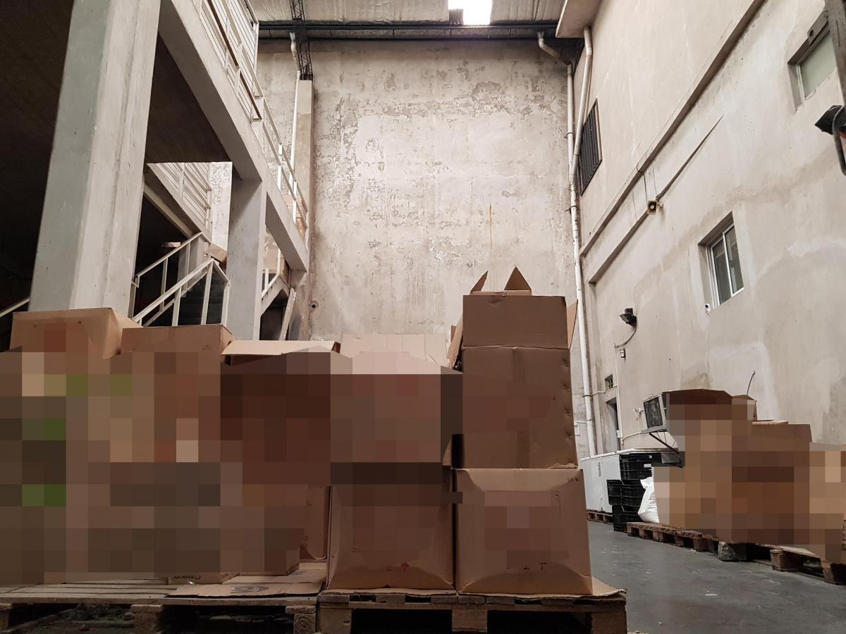 Foto de Depósito de 1600 m² . Entrada para camiones. Terreno de 17x50m. USAM, imagen 5