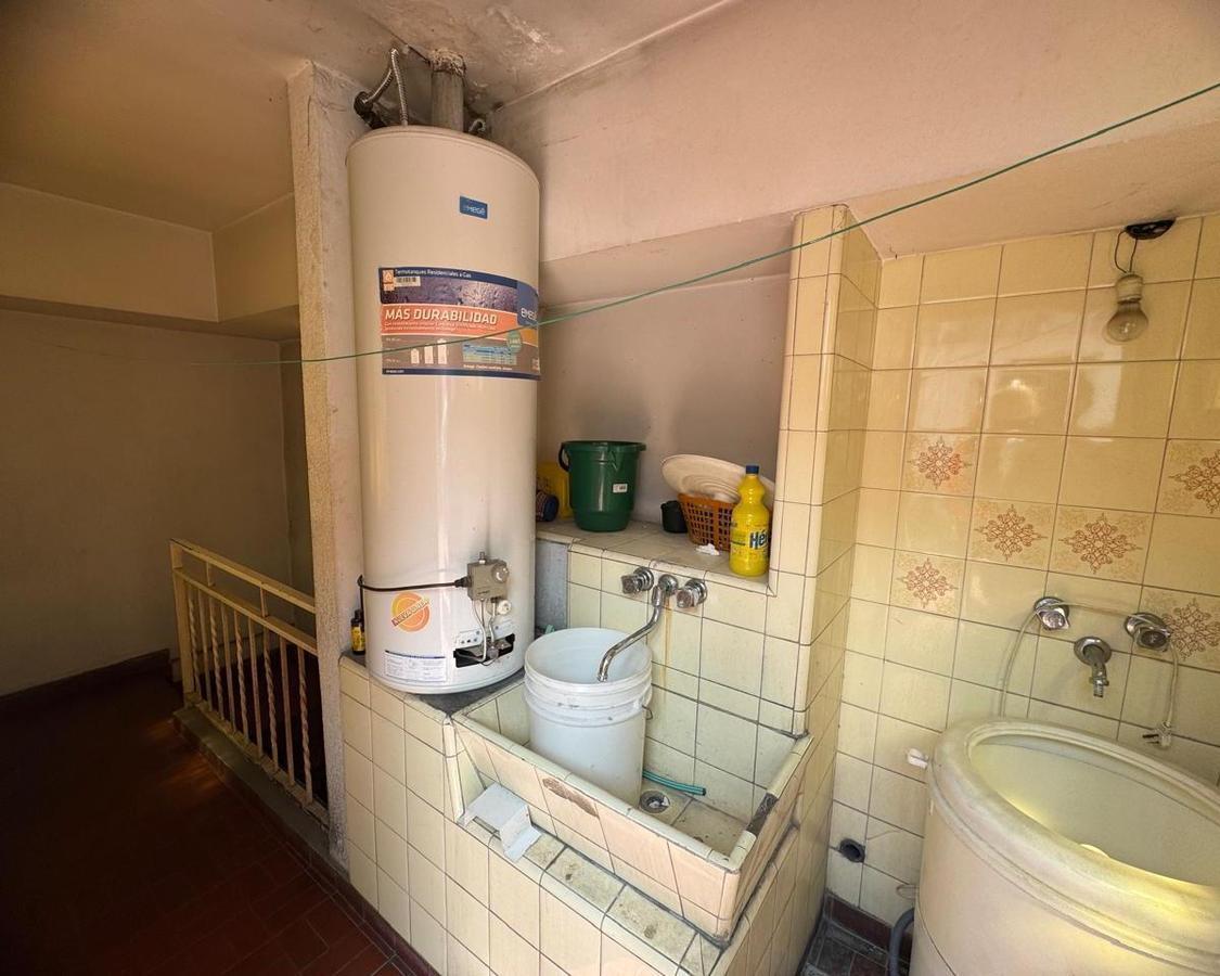 Casa 6 Ambientes. Lote Propio de 8,66 X 16. Para Reciclar. Villa Santa Rita 2