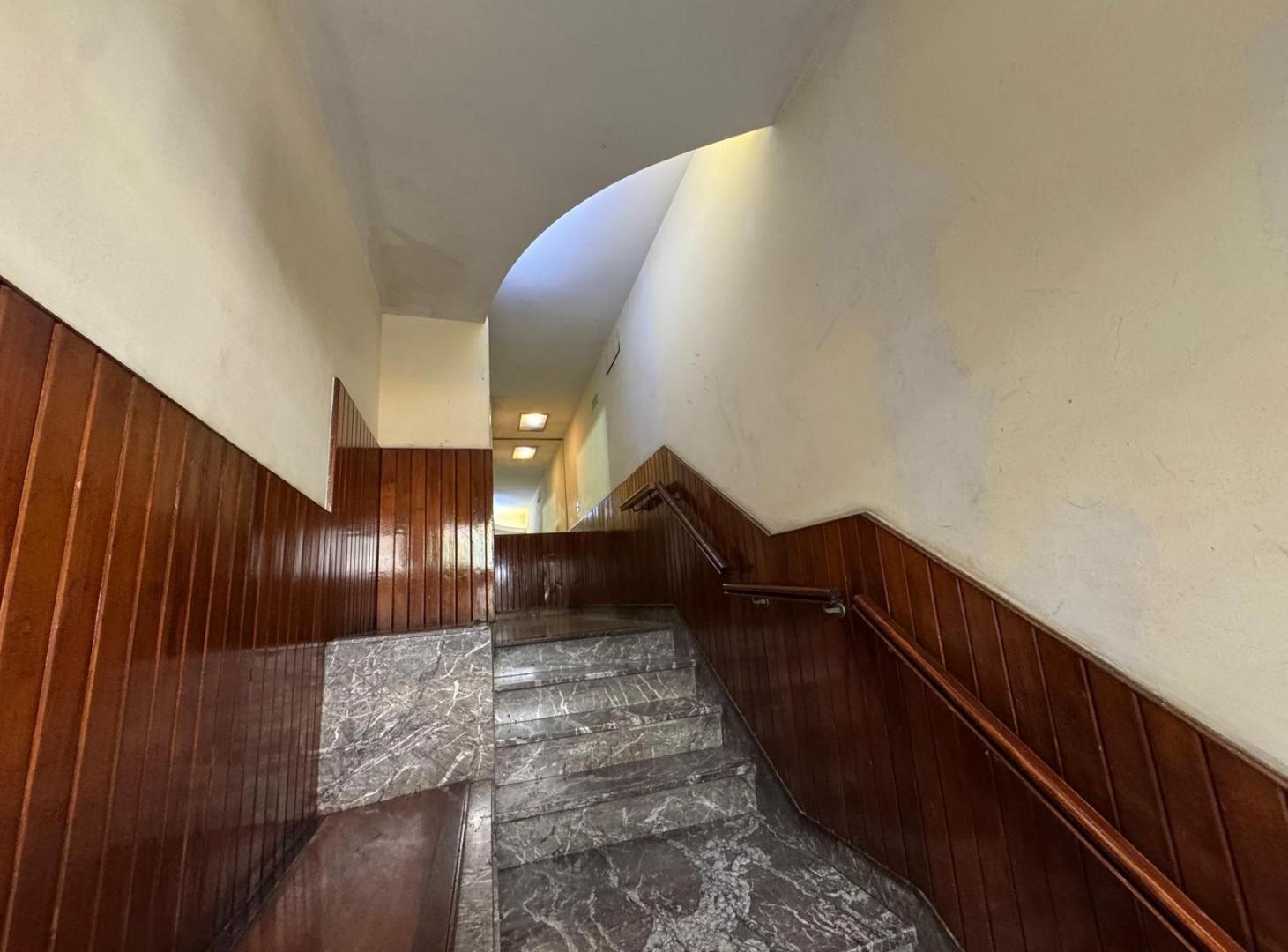 Foto de DEPARTAMENTO DE 2 AMBIENTES CON TERRAZA PROPIA. MONSERRAT, imagen 5