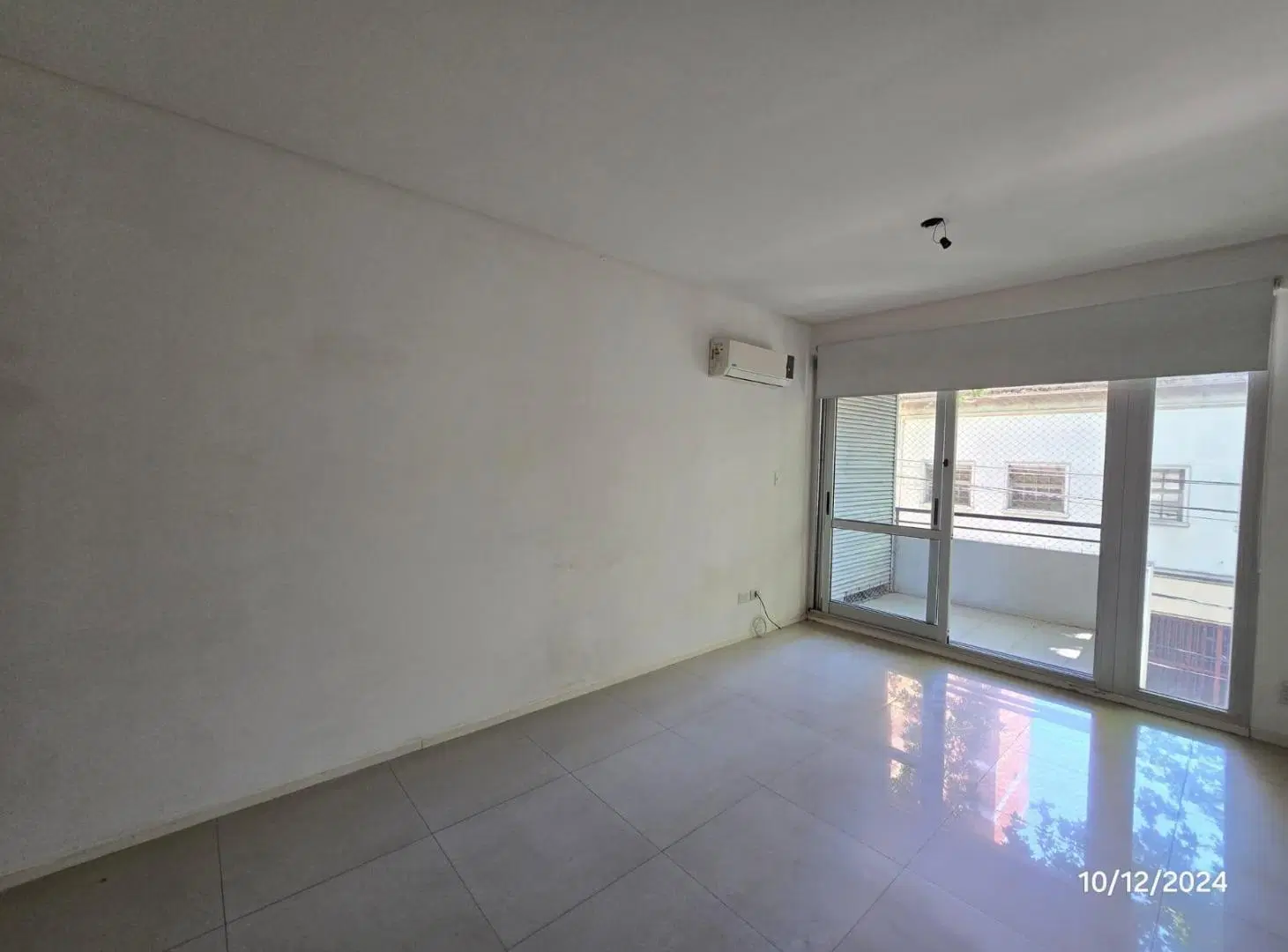 Departamento de 1 ambiente al frente con Balcón. SUM. Villa Urquiza 1