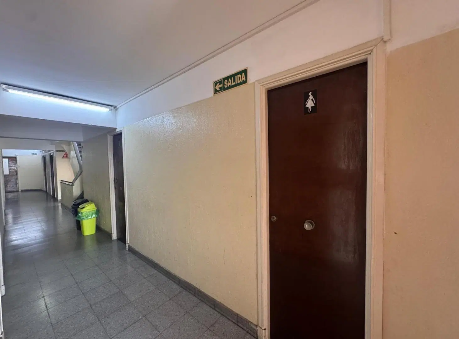 OFICINA DE 40 M2 IMPECABLE ESTADO CONTRAFERNTE VISTA ABIERTA BALVANERA 3