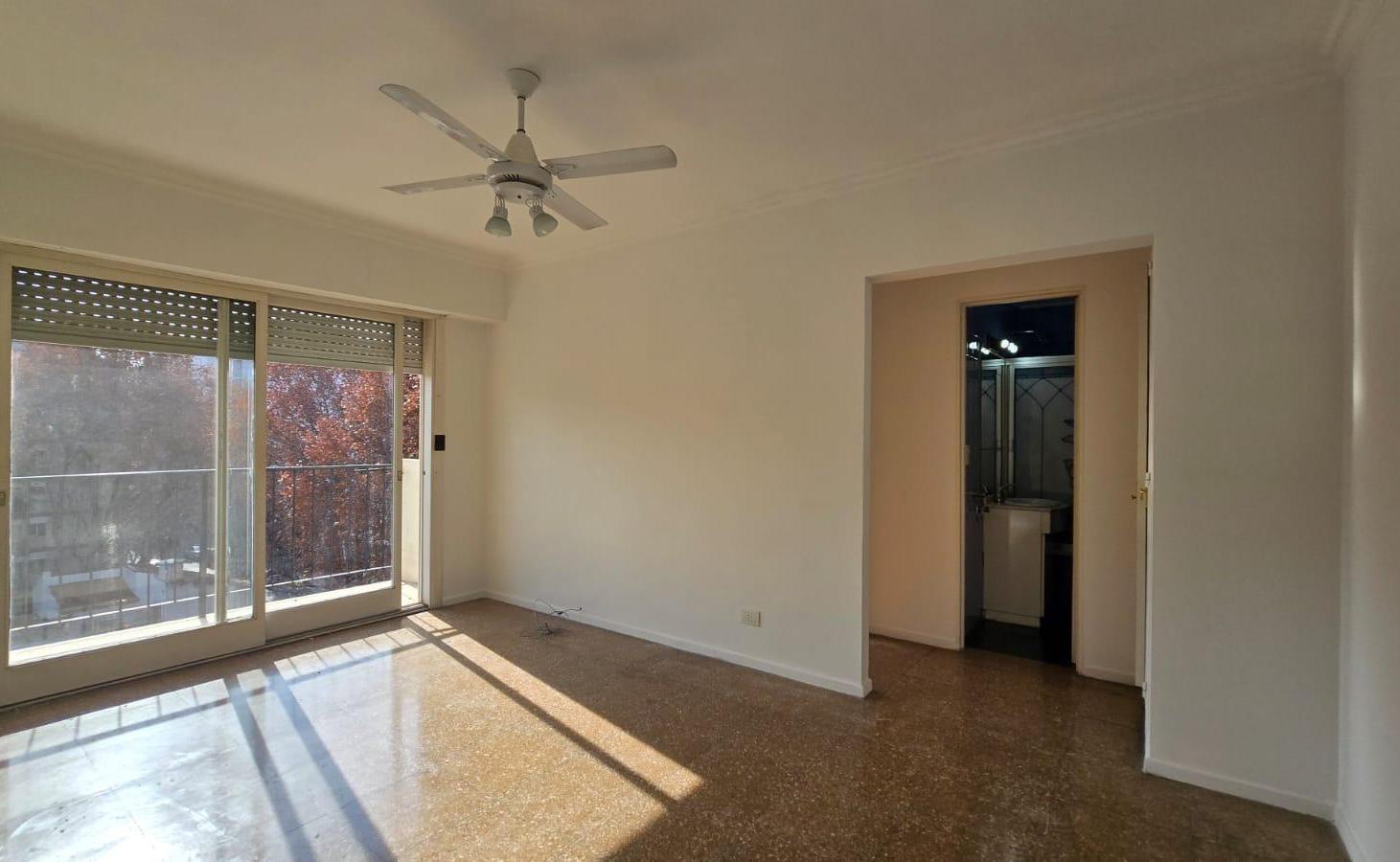 Foto de Departamento de 2 ambiente. Balcón. Villa Santa Rita, imagen 5