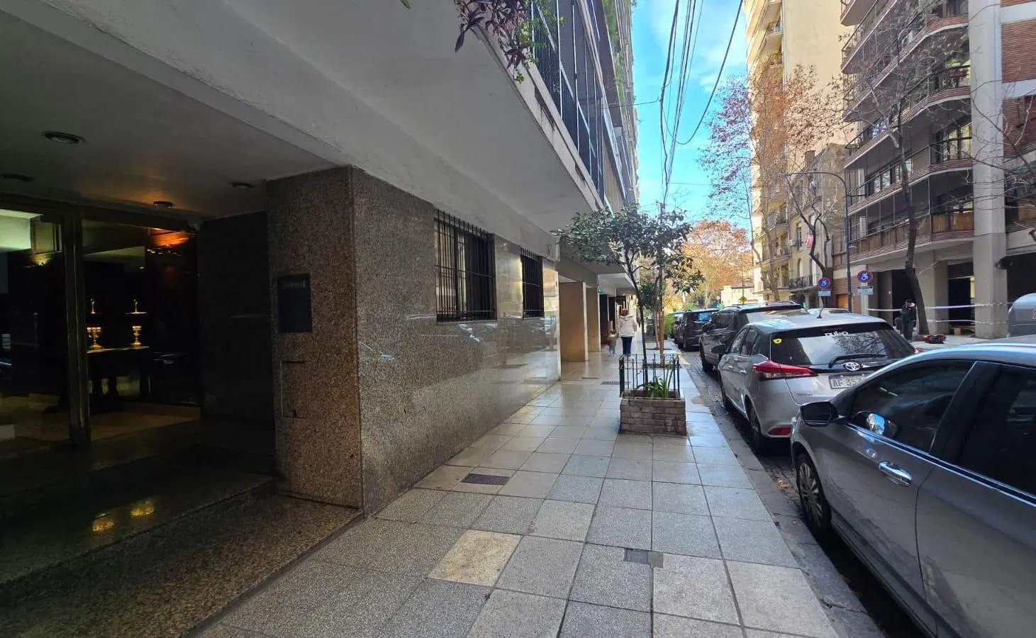 Departamento de 3 ambientes. Contrafrente. Recoleta 4