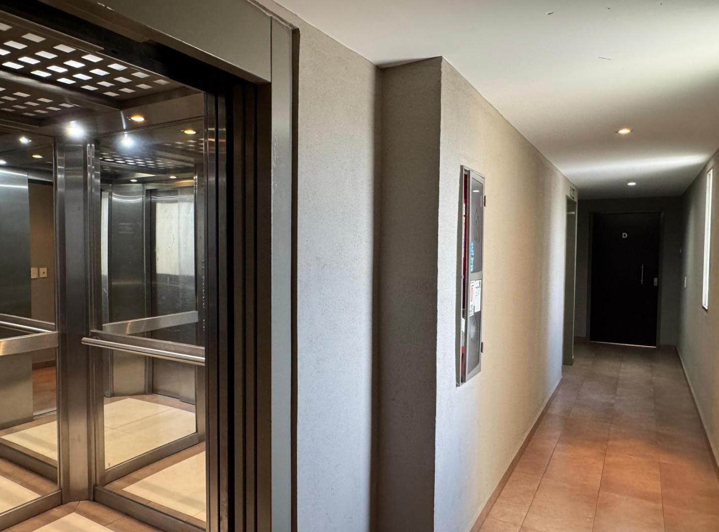 Foto de DEPARTAMENTO MONOAMBIENTE AMPLIO. SOL. VILLA PUEYRREDON, imagen 5