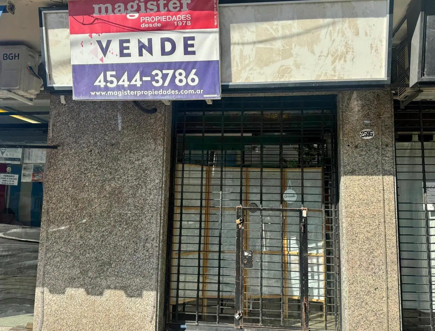 Local comercial sobre Mariano Acha y Monroe. Villa Urquiza. 4
