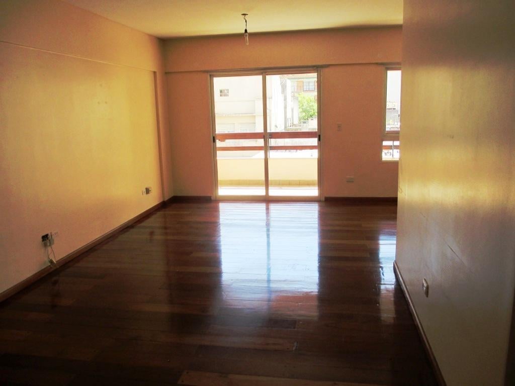 Foto de Departamento de 3 ambientes. Balcón. Cochera. Belgrano, imagen 3