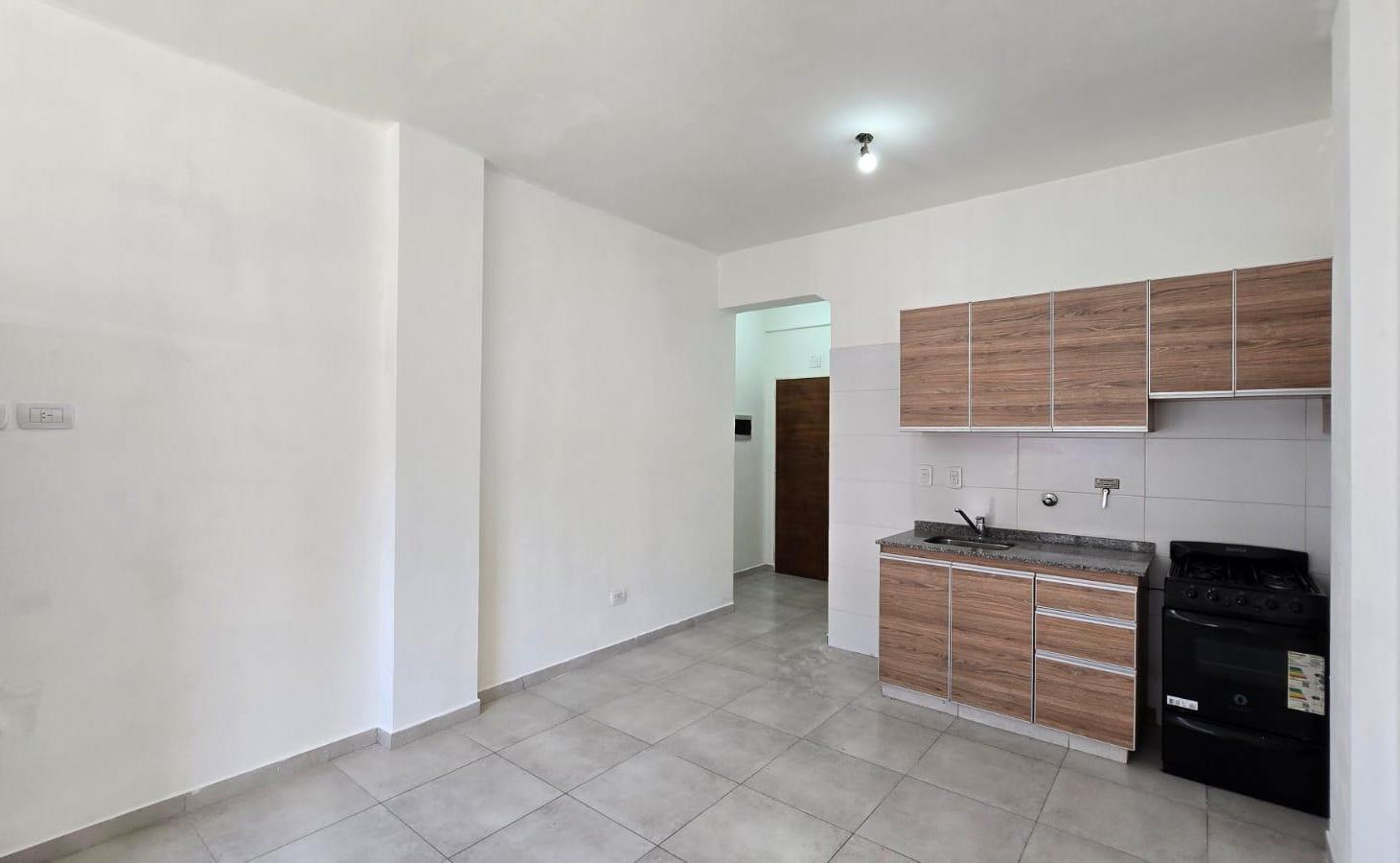 Foto de Departamento, Estudio Profesional/ Oficina. Villa del Parque, imagen 1