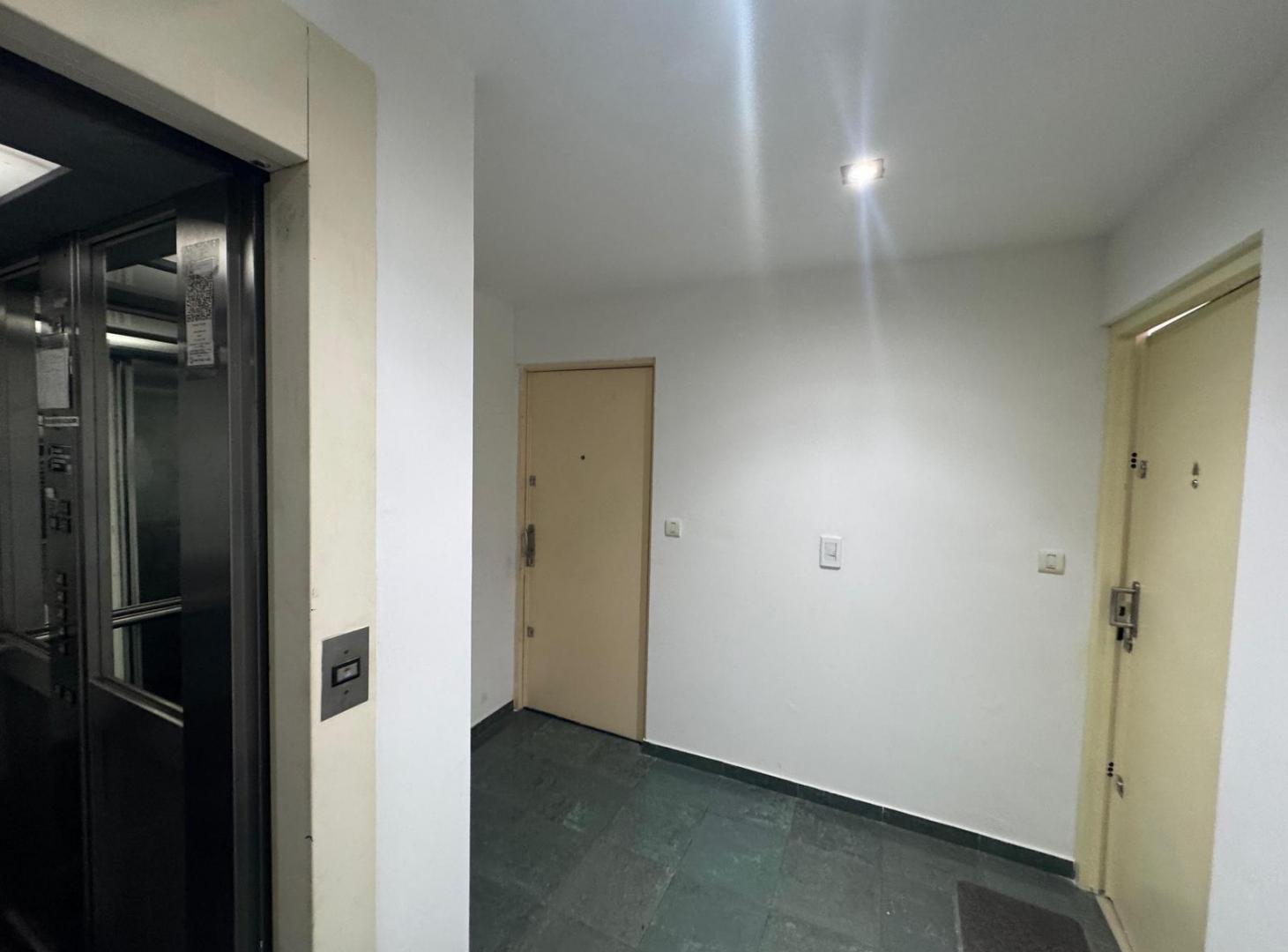 Foto de DEPARTAMENTO 2 AMB. BALCON. AMOBLADO. VILLA URQUIZA, imagen 3
