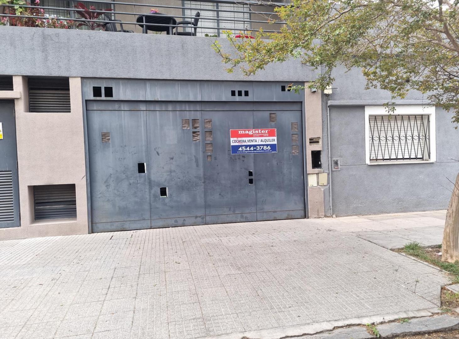 Foto de Cochera fija cubierta. Villa Urquiza, imagen 4