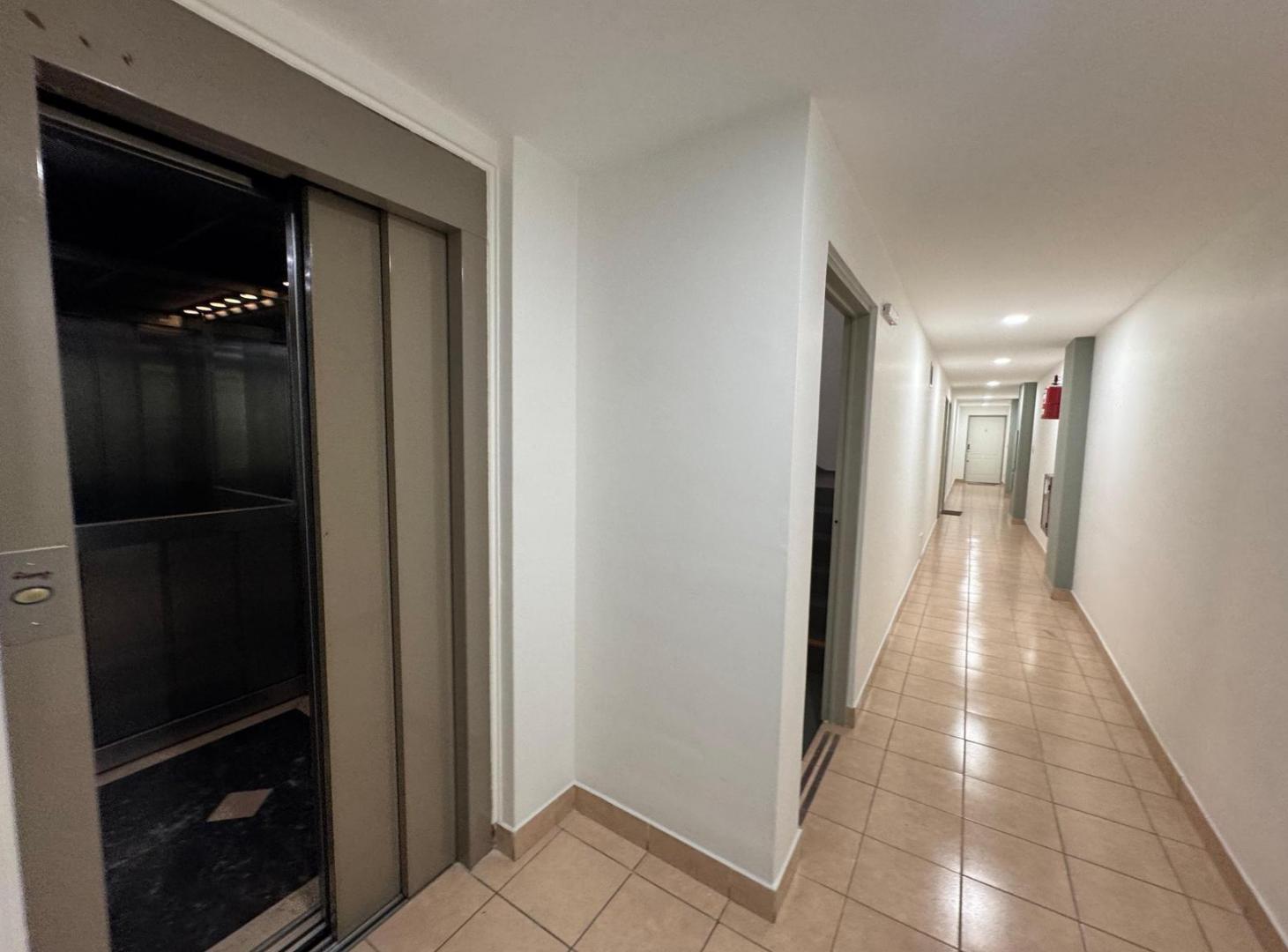 Foto de Departamento 3 ambientes. Baño. Toilette. Patio. Cochera. Villa Urquiza, imagen 5