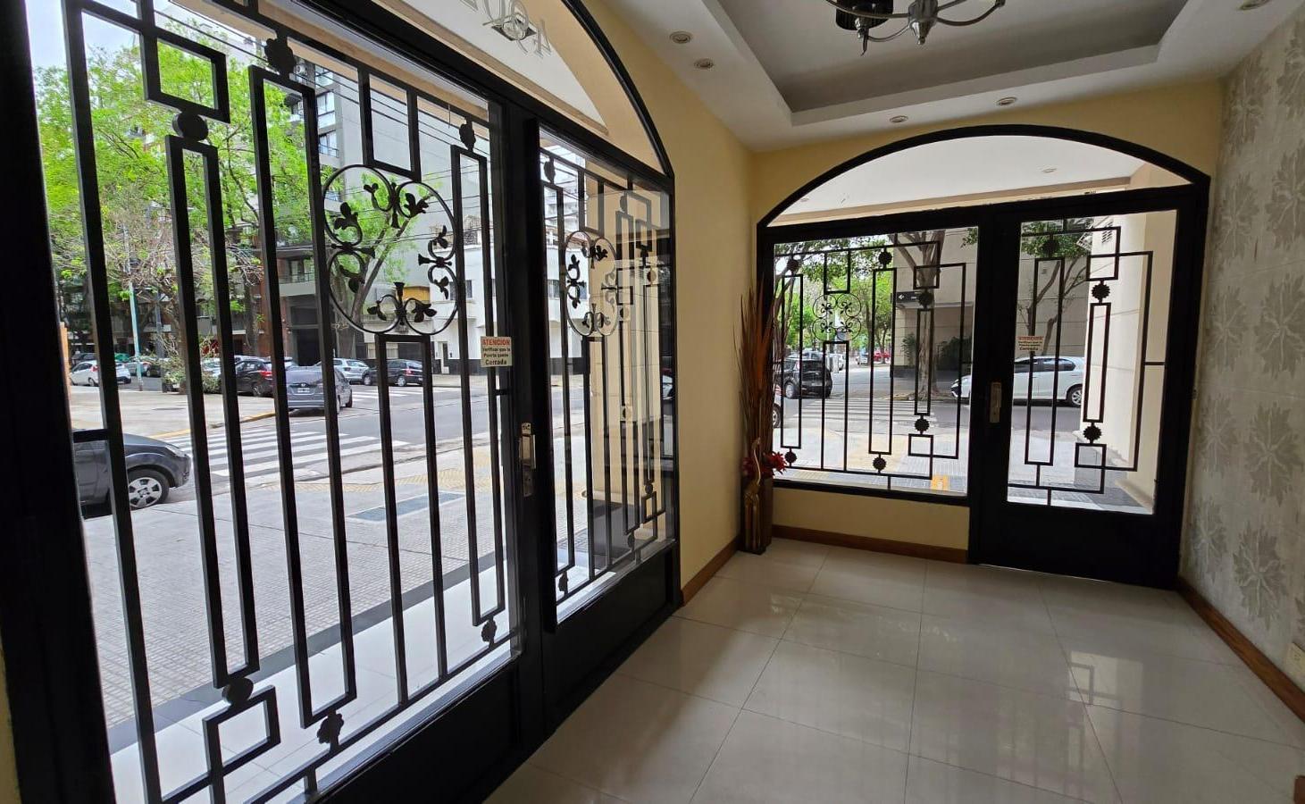 Foto de Departamento de 2 amb. Frente Balcón. Cochera. Villa Urquiza, imagen 3