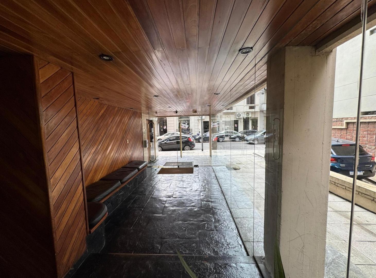 Foto de DEPARTAMENTO 4 AMB. FRENTE. BALCON. BAÑO Y TOILETE.COCHERA. NUÑEZ, imagen 4