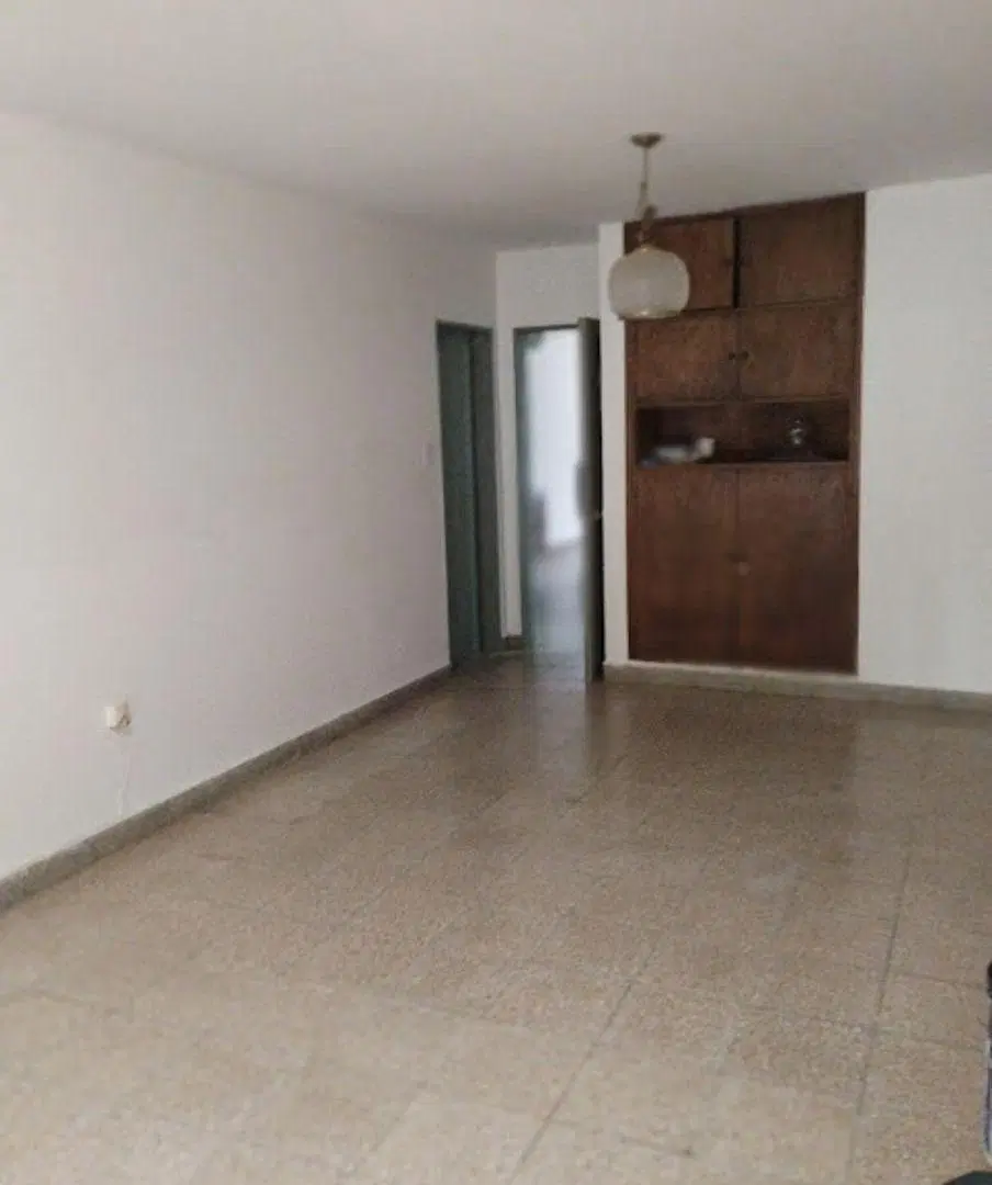 POETA LUGONES- EXC 6 DORM ,1 SUITE, 3 BAÑOS,LIV COM. CCO/COM, JARDIN, TERRAZA, GARAGE2 , LAVADERO- 5