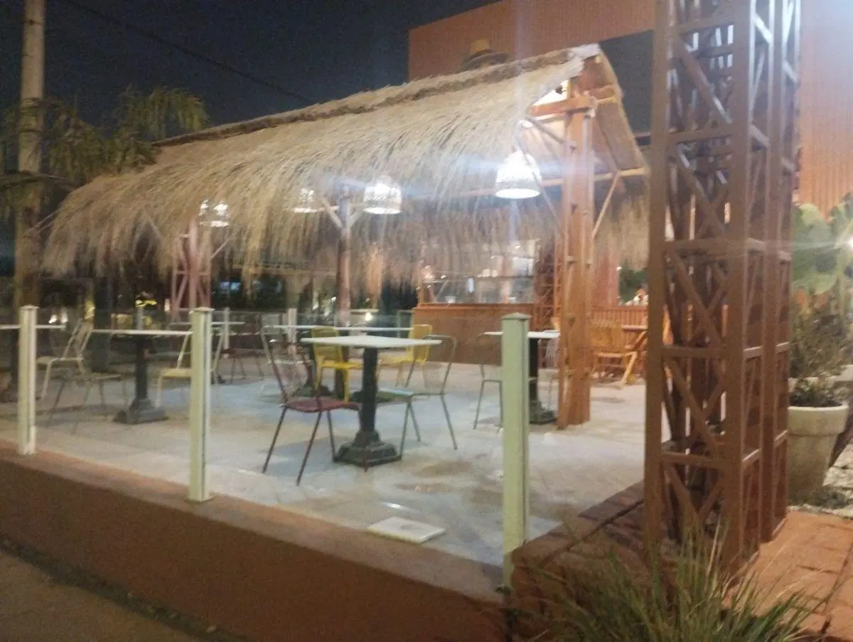 SE ALQUILA LOCAL EXCELENTE SOBRE AV. RAFAEL NUÑEZ AL 4500 - 450 MTS -APTO GASTRONOMIA, INDUMENT, OTR 3