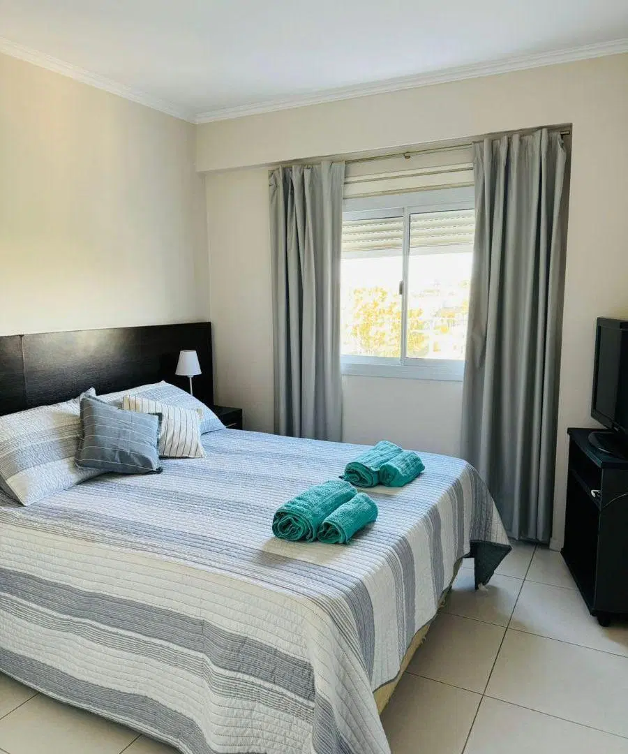 COMPLEJO VILLASOL- Departamento Amoblado de 1 Dormitorio en alquiler – pileta-seguridad 24 hs- COCH. 4
