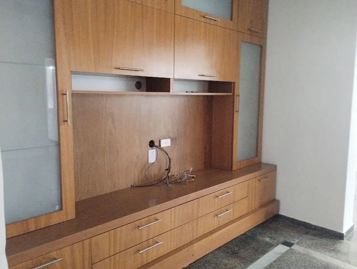 CERRO - HUGO WAST 4500- ALQ. CASA USO COMERCIAL- 4 HABITACIONES 4BAÑOS LIV. COM. QUINCHO PILETA COCH 5