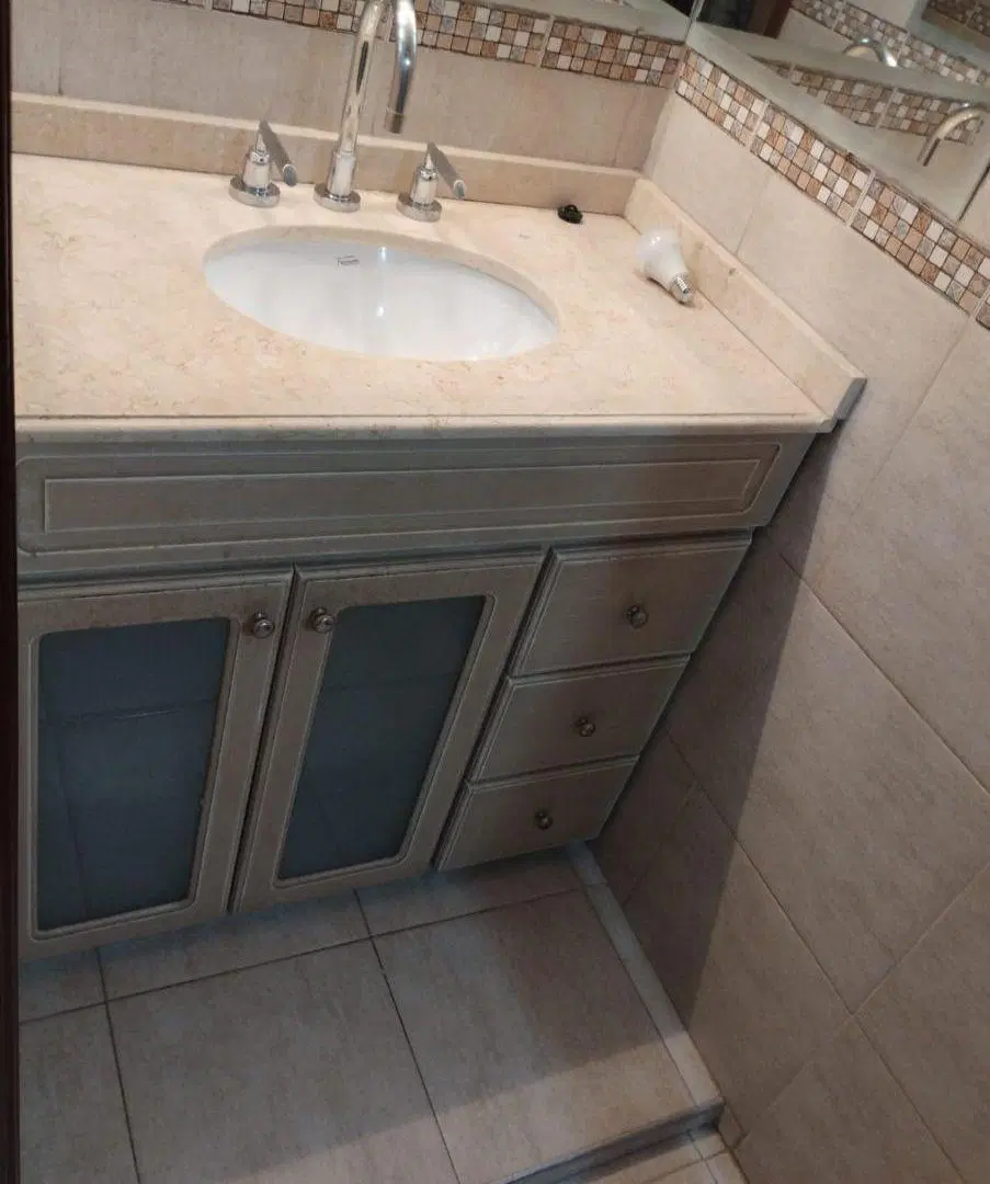 POETA LUGONES, ALQ. CASA 3 DORM. P. ALTA- 2BÑS-LIV.COM -ESTUDIO- COCINA-TERRAZA C/ASADOR-LAV.-COCHER 8
