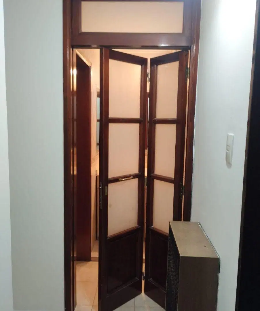 POETA LUGONES, ALQ. CASA 3 DORM. P. ALTA- 2BÑS-LIV.COM -ESTUDIO- COCINA-TERRAZA C/ASADOR-LAV.-COCHER 2