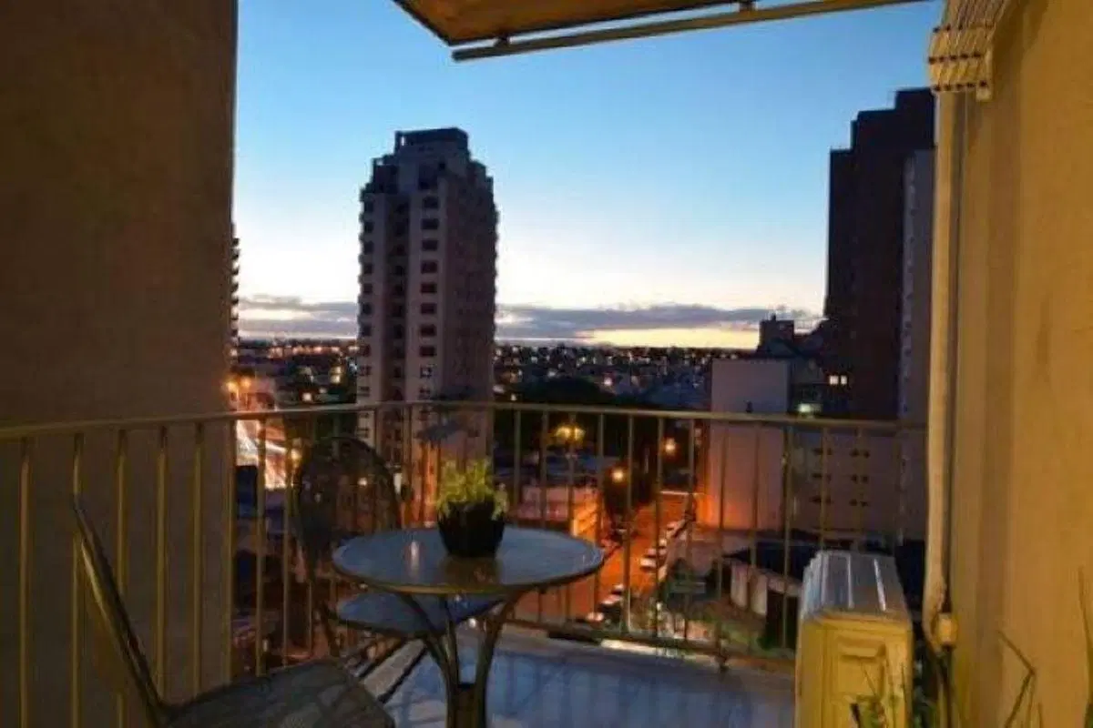 Excelente departamento totalmente equipado con Balcón, Listo para ingresar. Pueyrredón y Belgrano 8